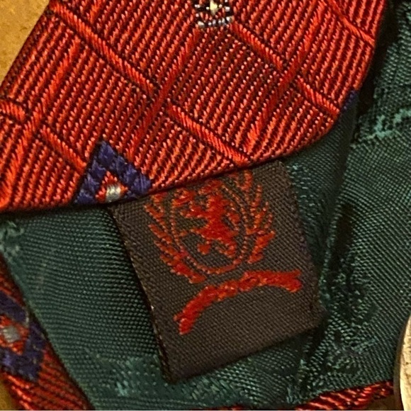 Tommy Hilfiger Neck Tie Mens 100% Silk Necktie  Made In USA Square Pattern - Picture 4 of 7